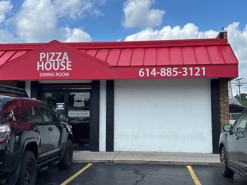 A Northeast Columbus Institution With a Real Address