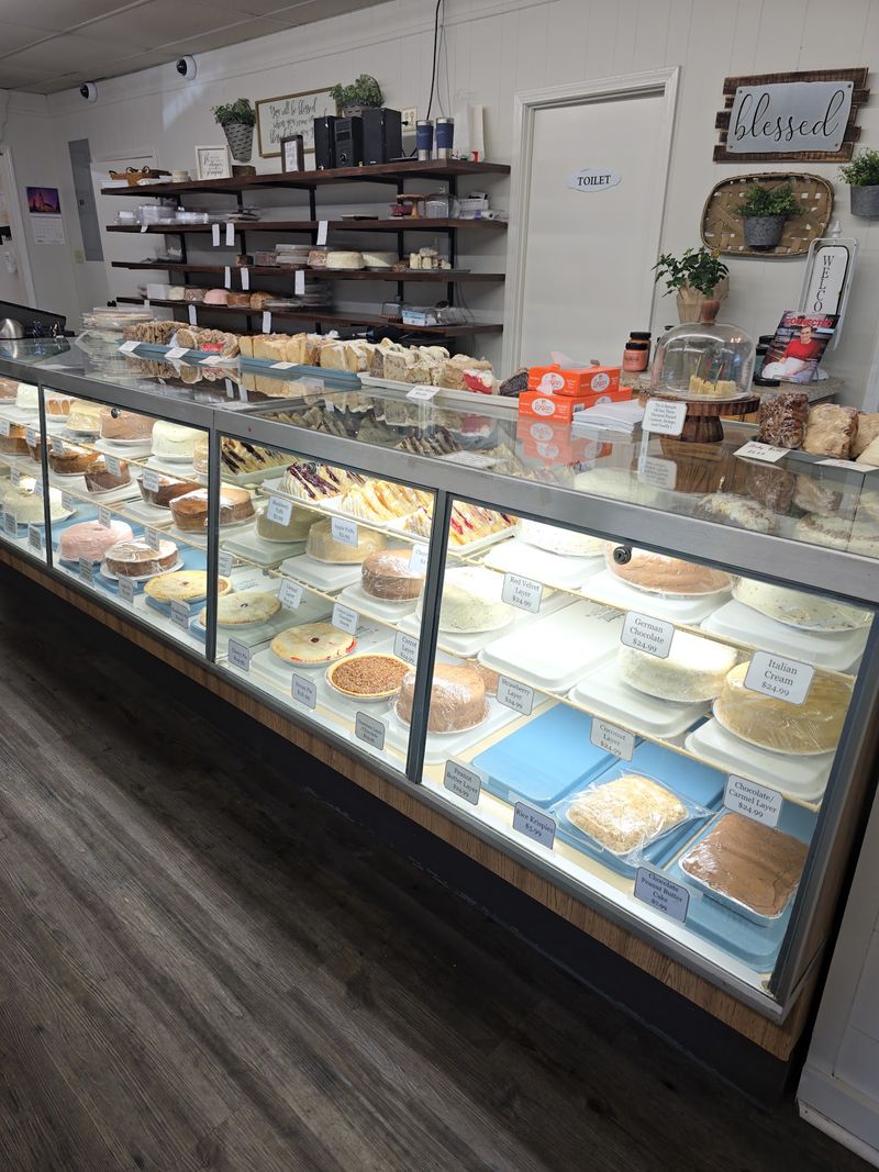 A Pie Case With Something for Everyone A Pie Case With Something for Everyone