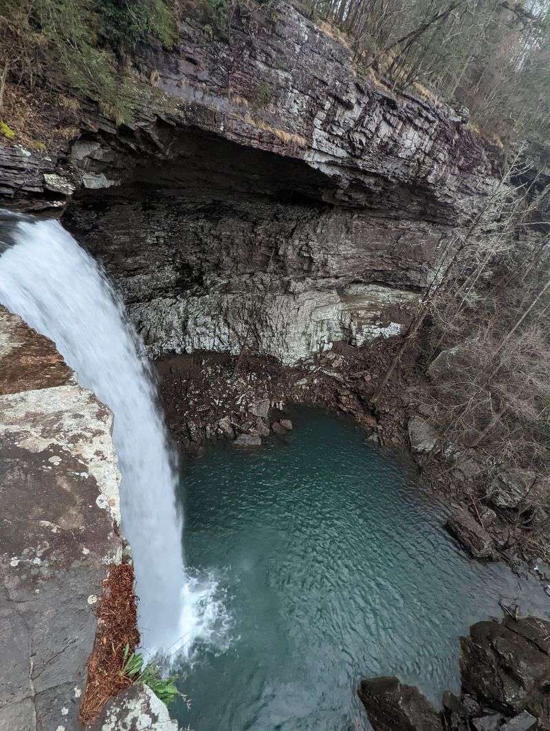 A Plunge Pool You Can Wade Into