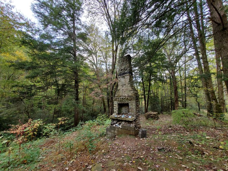 A Quiet Hilltop Cemetery Worth The Climb