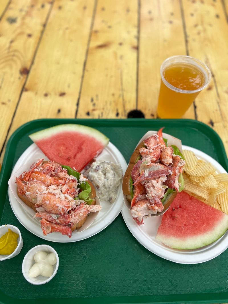 A Restaurant Built on New England Seafood