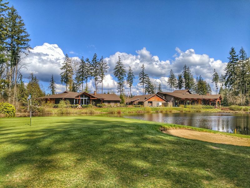 A Retirement Neighborhood Tucked Into the Redmond Hills A Retirement Neighborhood Tucked Into the Redmond Hills