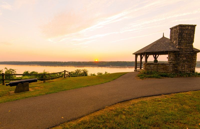 A River Bluff With a Historic Address
