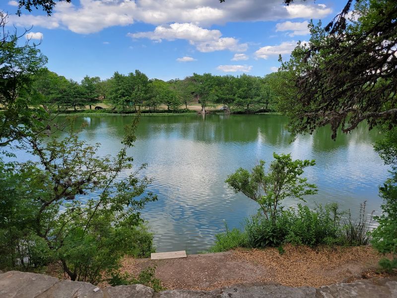 A Riverside Retreat Off Bandera Highway