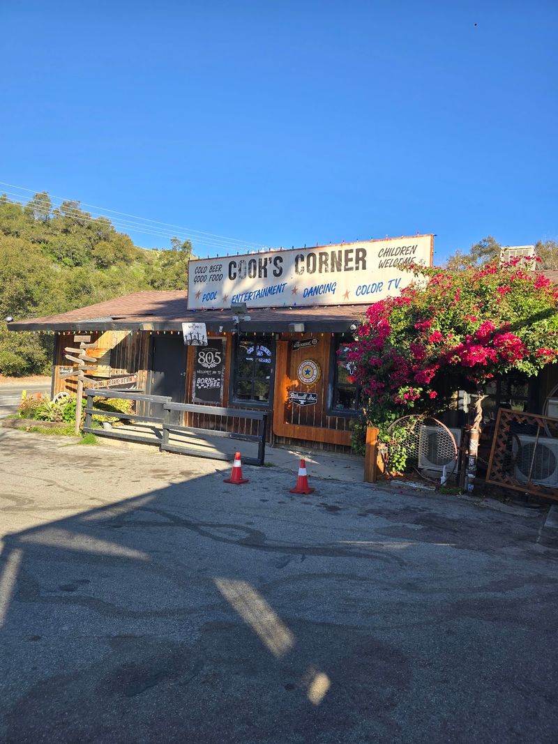 A Roadhouse With More Than a Century of Stories