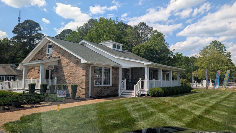A Roadside Find in the Pearl of the Chesapeake