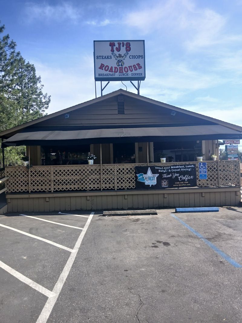 A Roadside Stop Worth Slowing Down For
