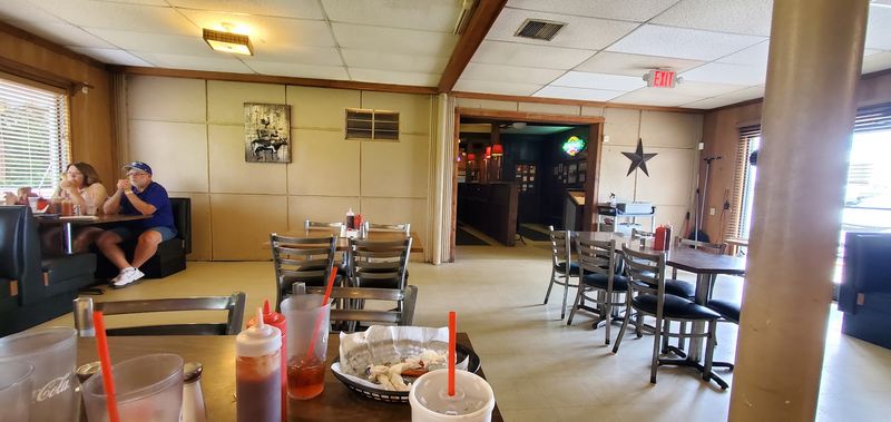 A Small-Town Counter With Deep Roots