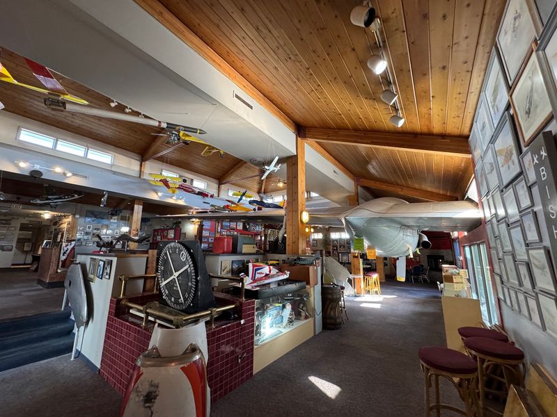 A Spot Built for Families and Aviation Fans