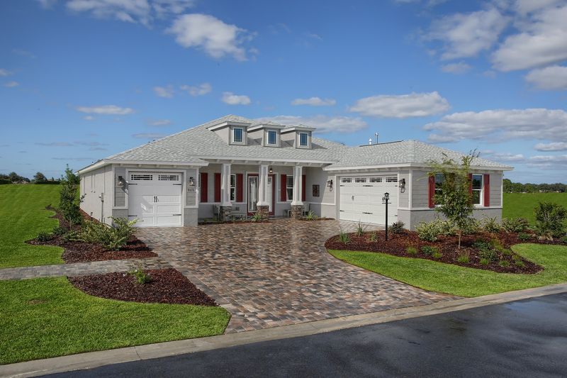 A Sprawling 55-Plus Address in the Heart of Horse Country A Sprawling 55-Plus Address in the Heart of Horse Country
