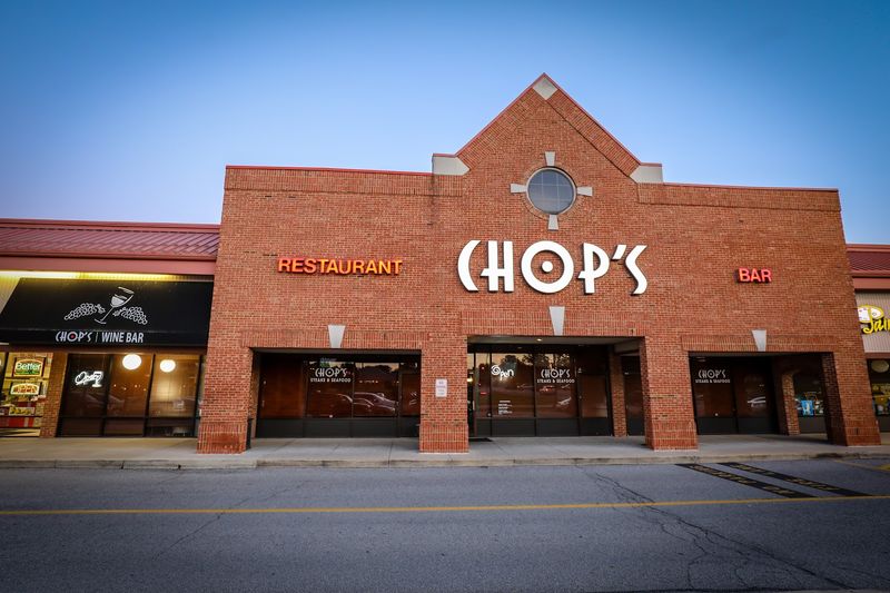 A Steakhouse Hiding on West Jefferson A Steakhouse Hiding on West Jefferson