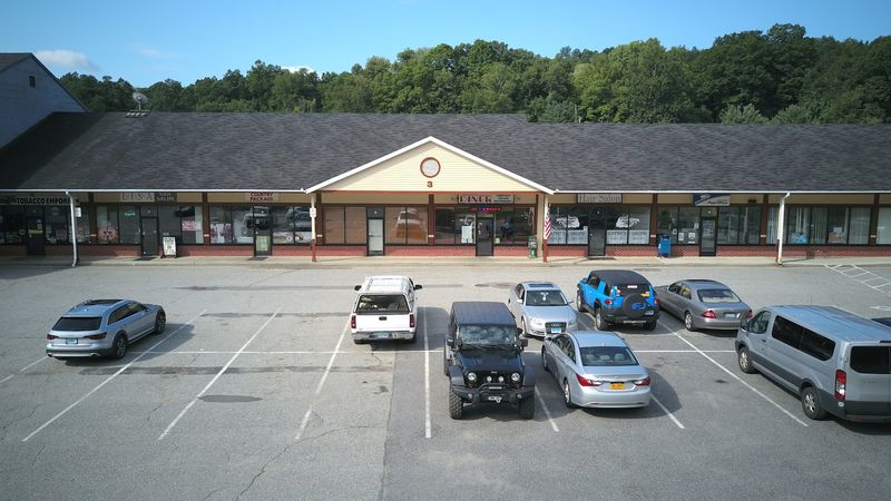 A Strip Mall Surprise in Gaylordsville