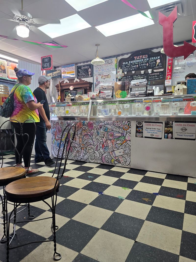 A Sweet Corner in the Heart of La Grange