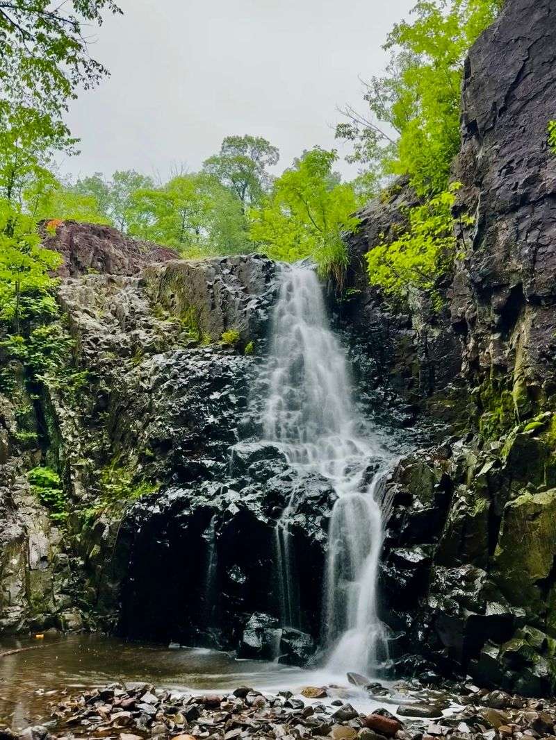 A Ten-Minute Walk That Feels Longer in the Best Way