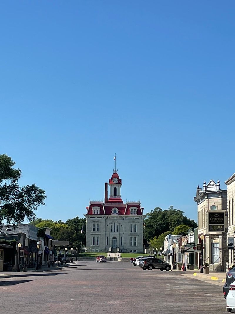 A Town Worth Lingering In