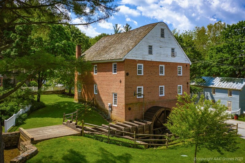 A Valley Estate With Deep Roots