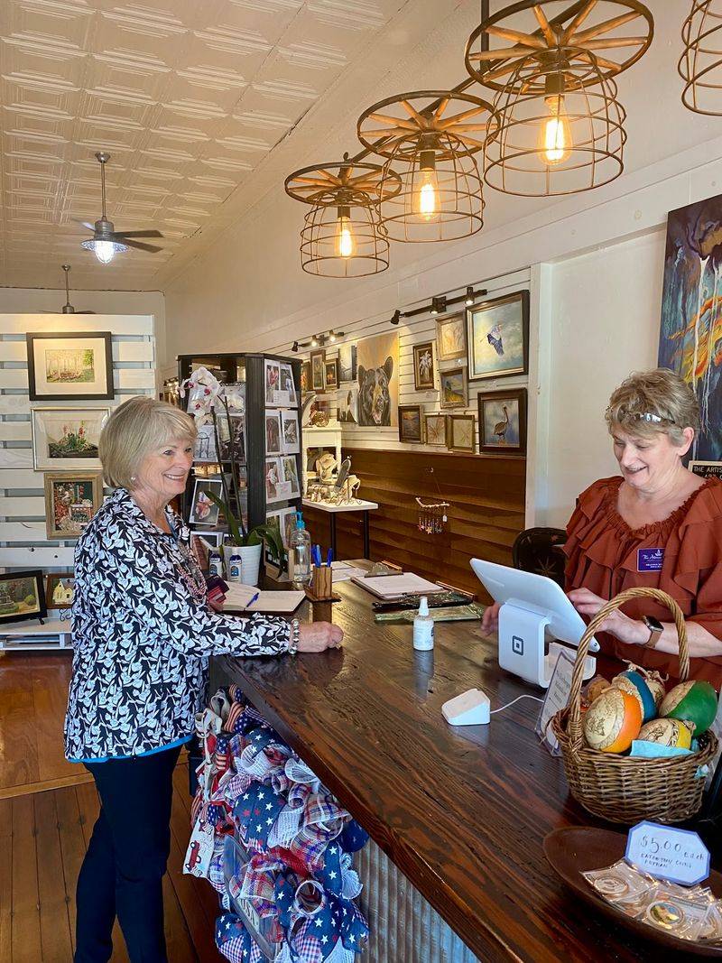 A Warm Welcome From Shannon and the Staff