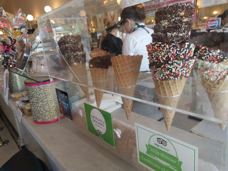 Aglamesis Bro's Ice Cream & Chocolates, Cincinnati, OH