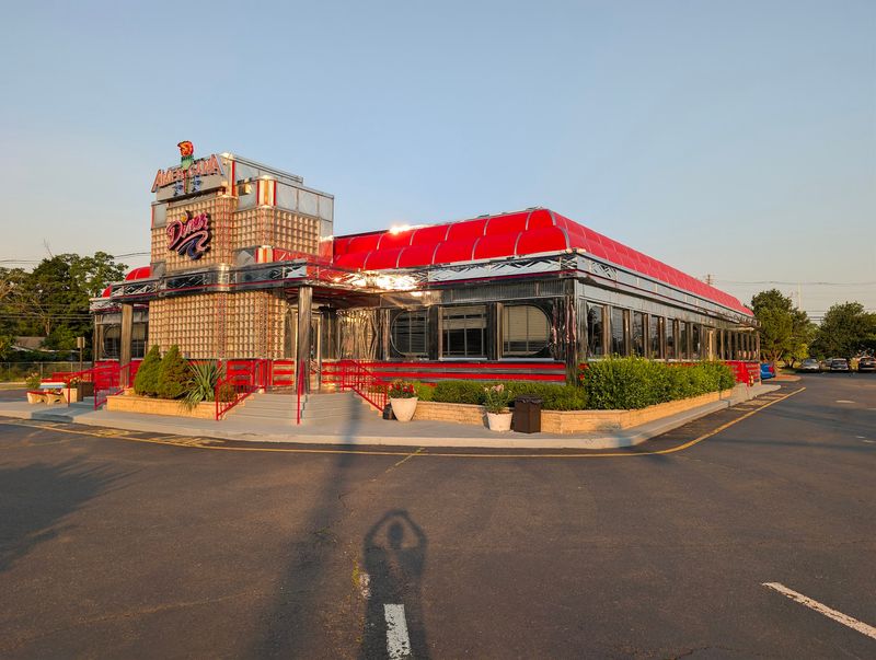 Americana Diner, Shrewsbury, NJ