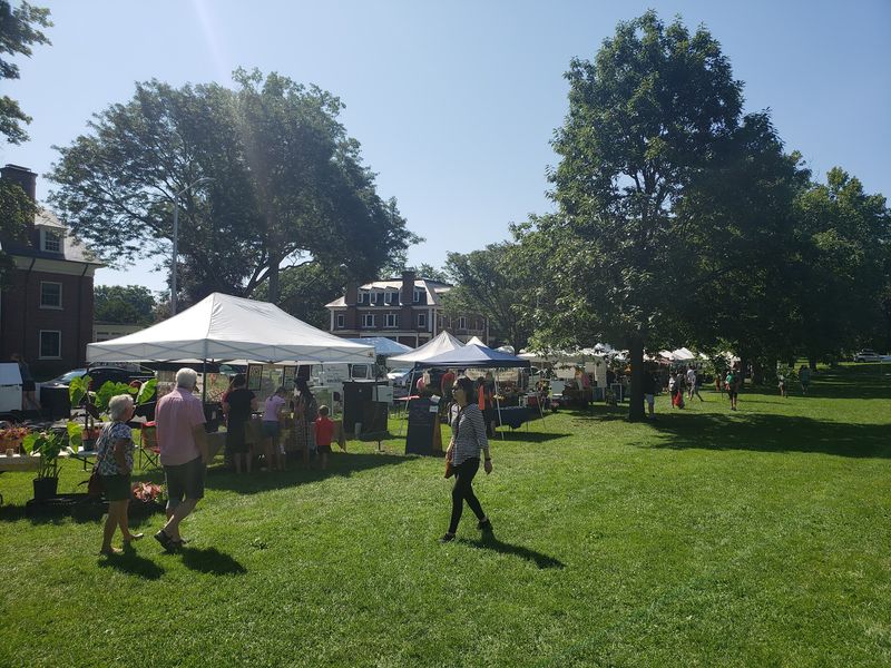 Amherst Farmers' Market, Amherst, MA