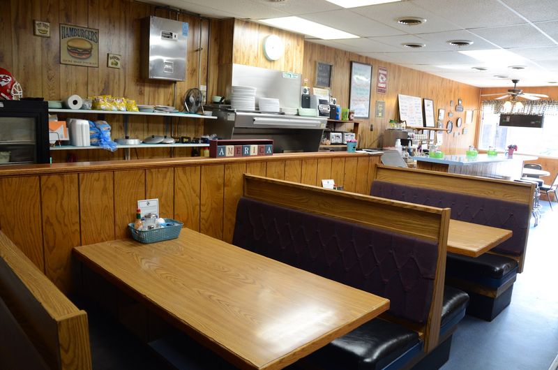 An Atmosphere Built On Small-Town Comfort