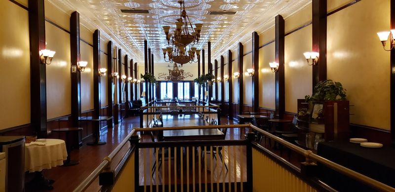 An Elegant, Spacious Setting