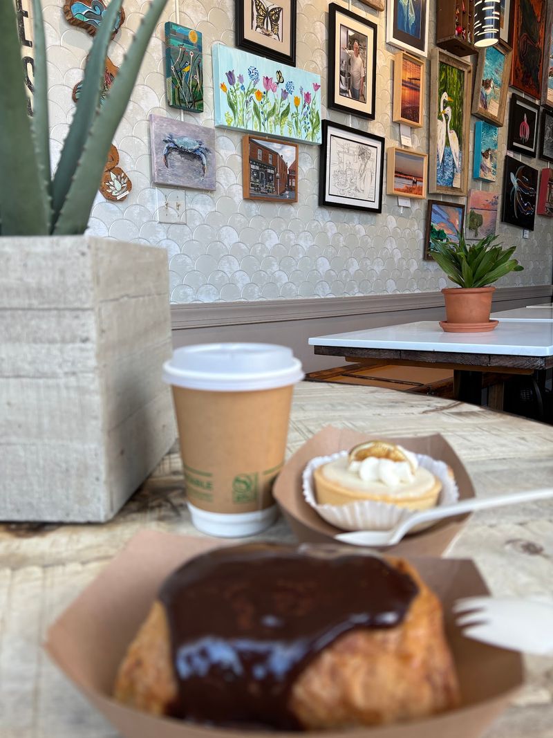 Art on the Walls, Nooks in the Corners