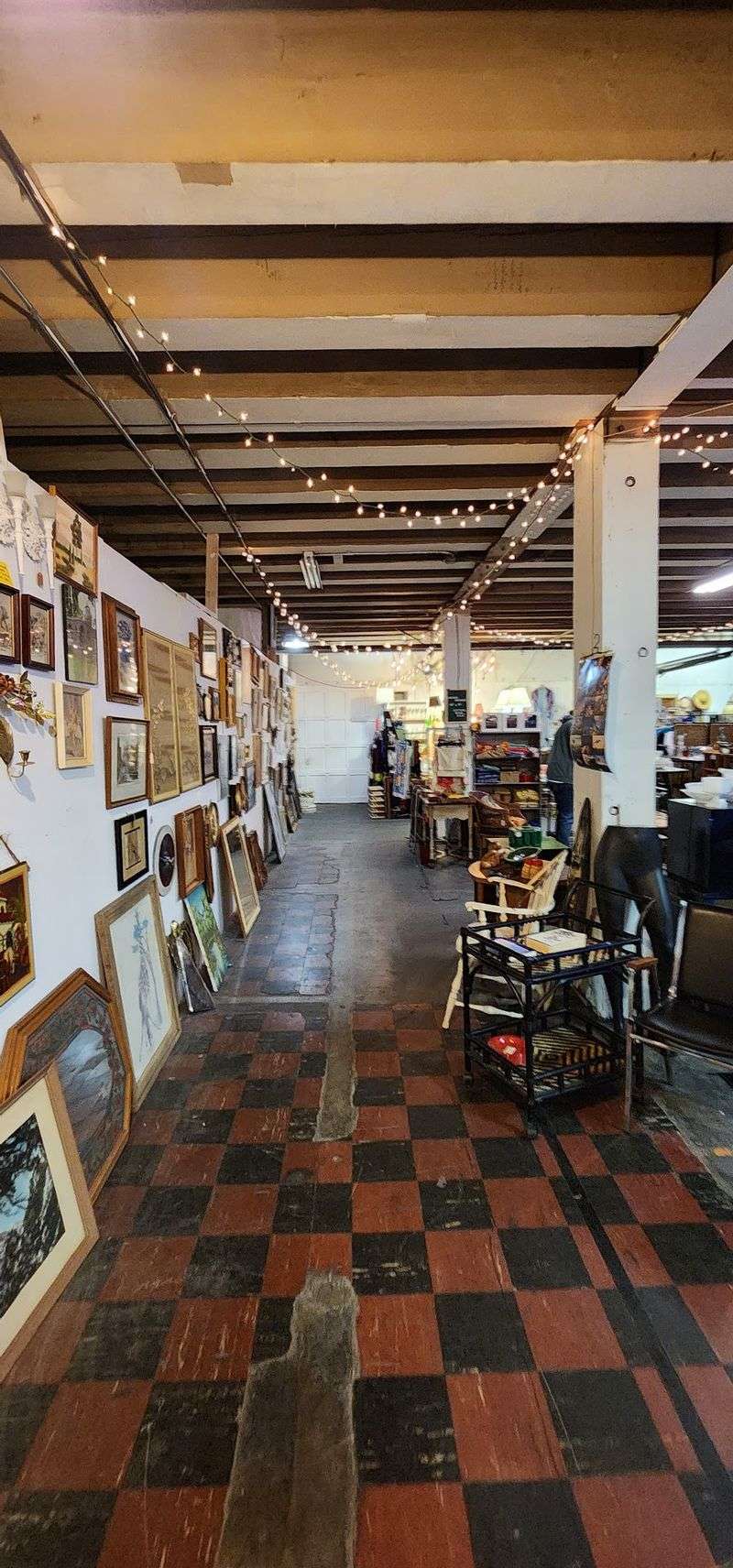 Artists Alley And Local Creativity