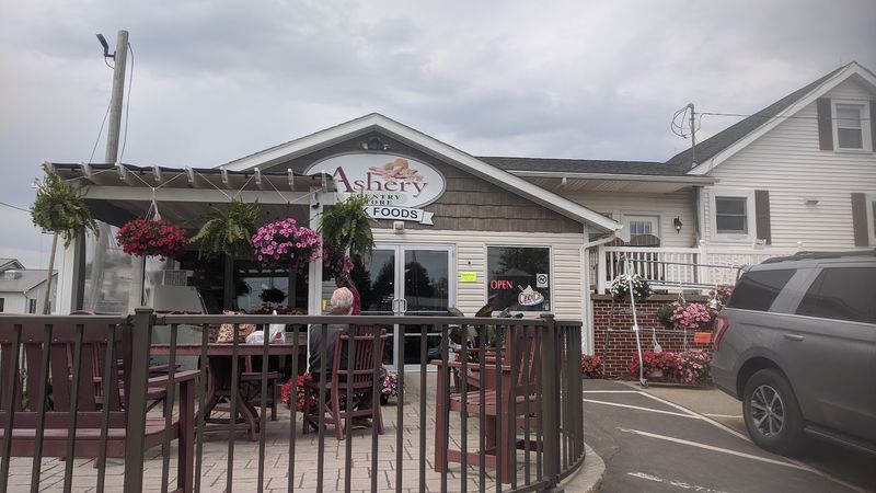 Ashery Country Store, Fredericksburg, OH
