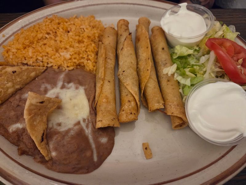 Avila's, El Paso