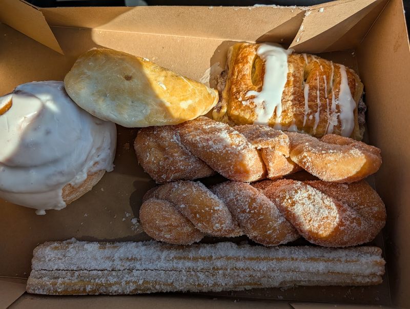 Award-Worthy Donuts At Honest Prices