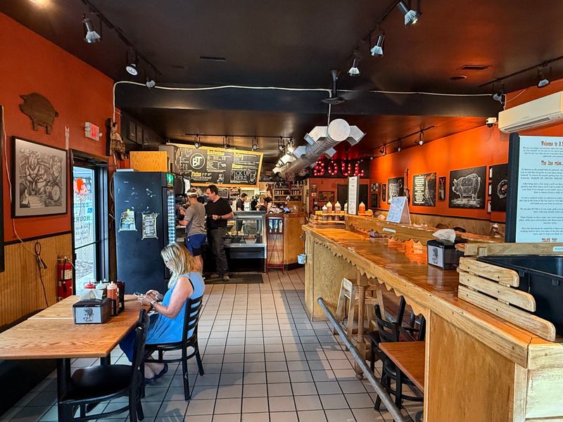 B.T.'s Smokehouse, Sturbridge, MA