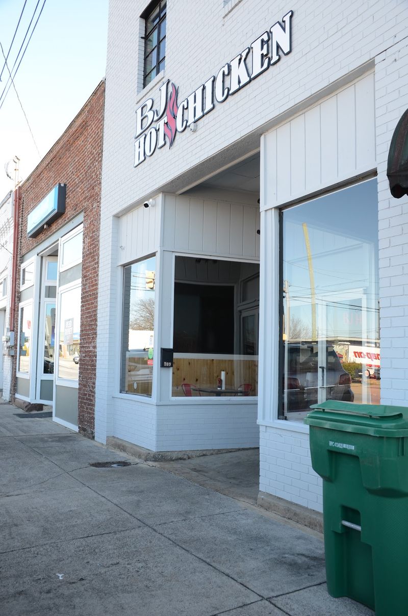 BJ Hot Chicken, Lebanon, TN