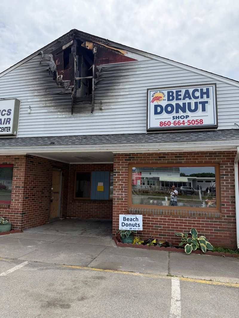 Beach Donuts, Westbrook, CT Beach Donuts, Westbrook, CT