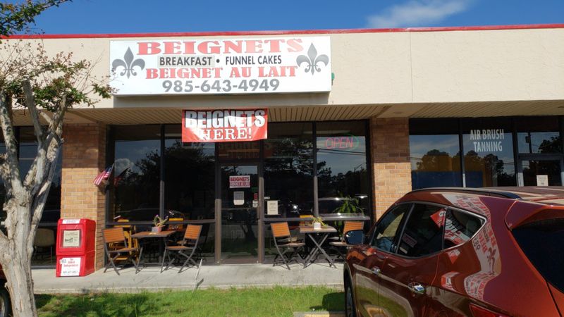 Beignet Au Lait, Slidell, LA Beignet Au Lait, Slidell, LA
