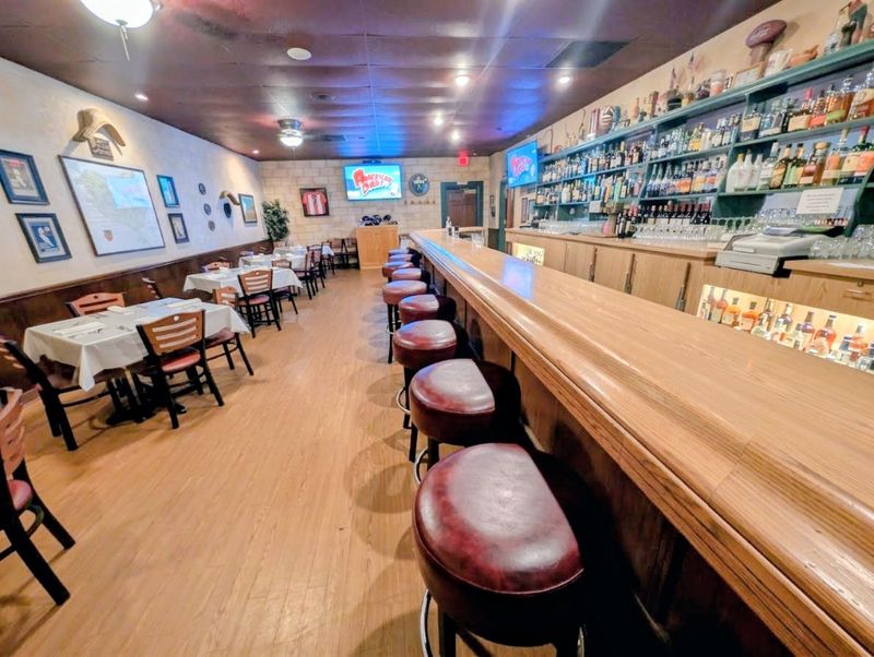 Benji's French Basque Restaurant, Bakersfield, CA