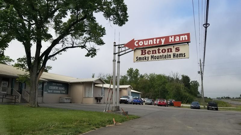 Benton's Smoky Mountain Country Hams & Bacon, Madisonville, TN