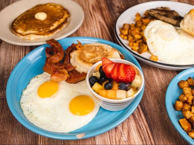 Beyond the Grits: A Deep Breakfast Bench Beyond the Grits: A Deep Breakfast Bench