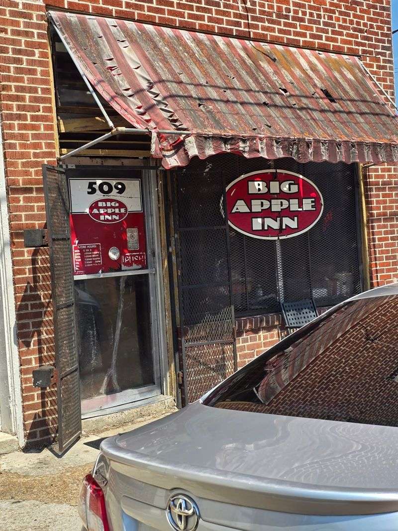 Big Apple Inn, Jackson, MS