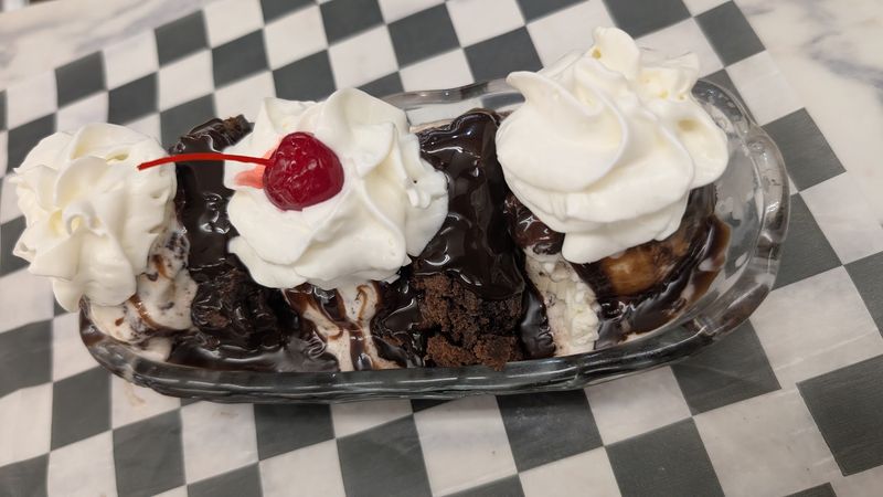 Big Ed's Soda Grill in Vermilion, OH, Vermilion, OH
