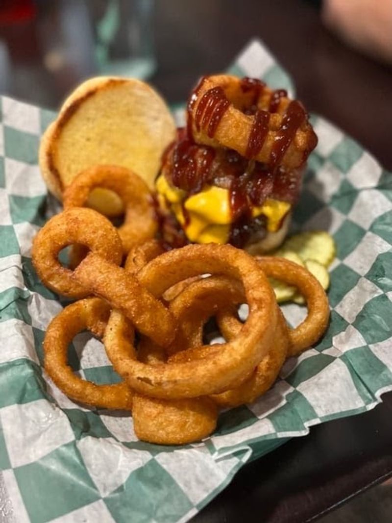 Billy's, Duluth, MN