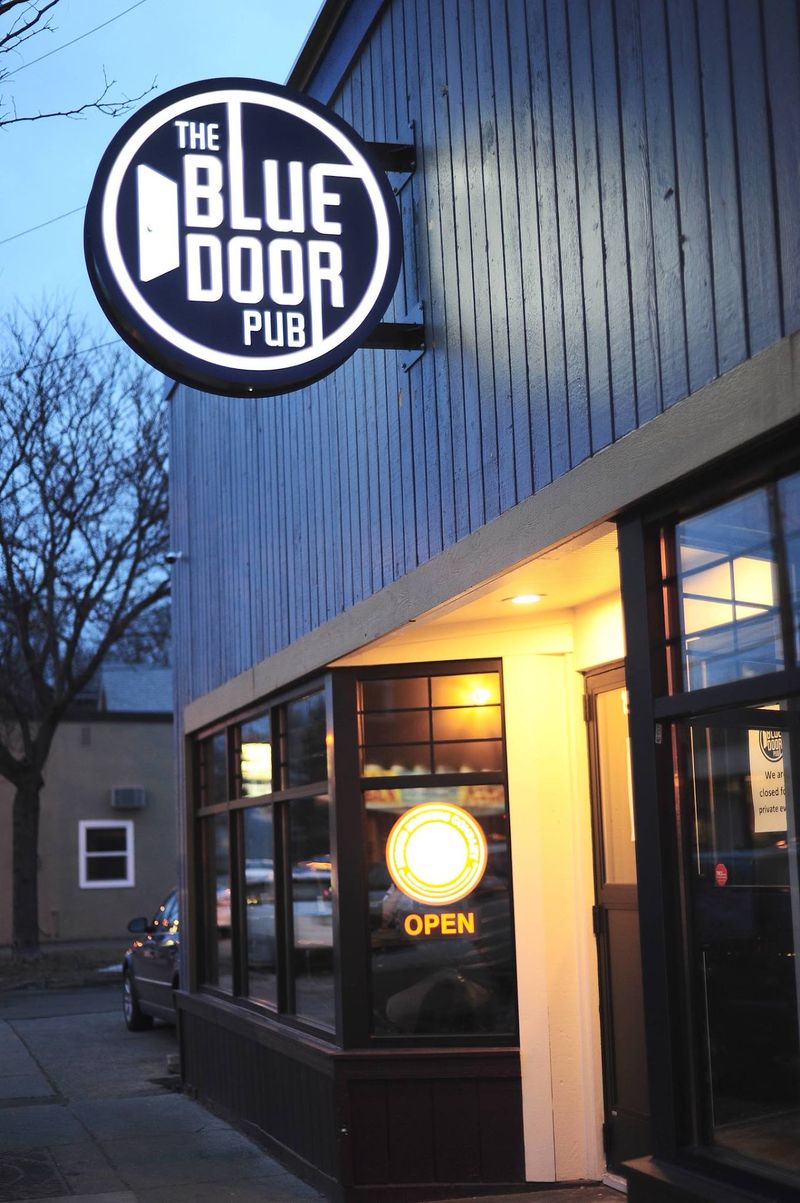 Blue Door Pub University, Minneapolis, MN