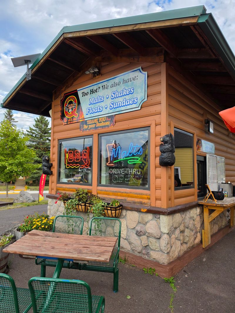 BoB-a-Q Smokehouse & Grill, Two Harbors, MN