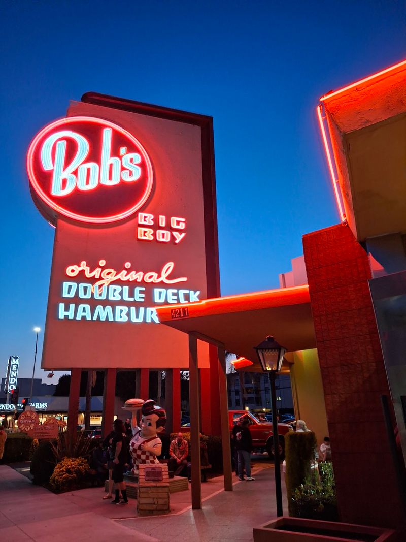 Bob's Big Boy, Burbank