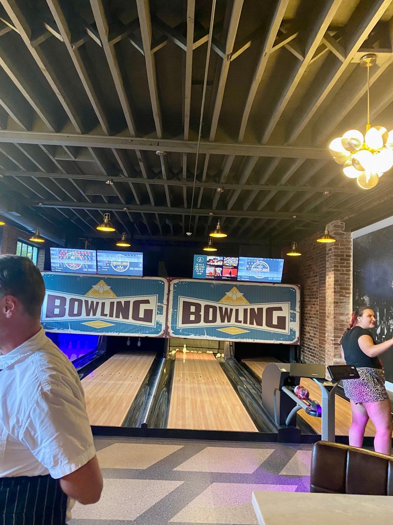 Booking A Lane The Easy Way
