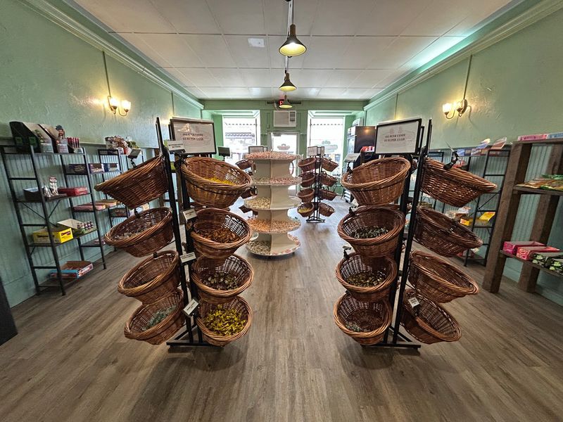 Bourbon County Confectionary, Paris, KY