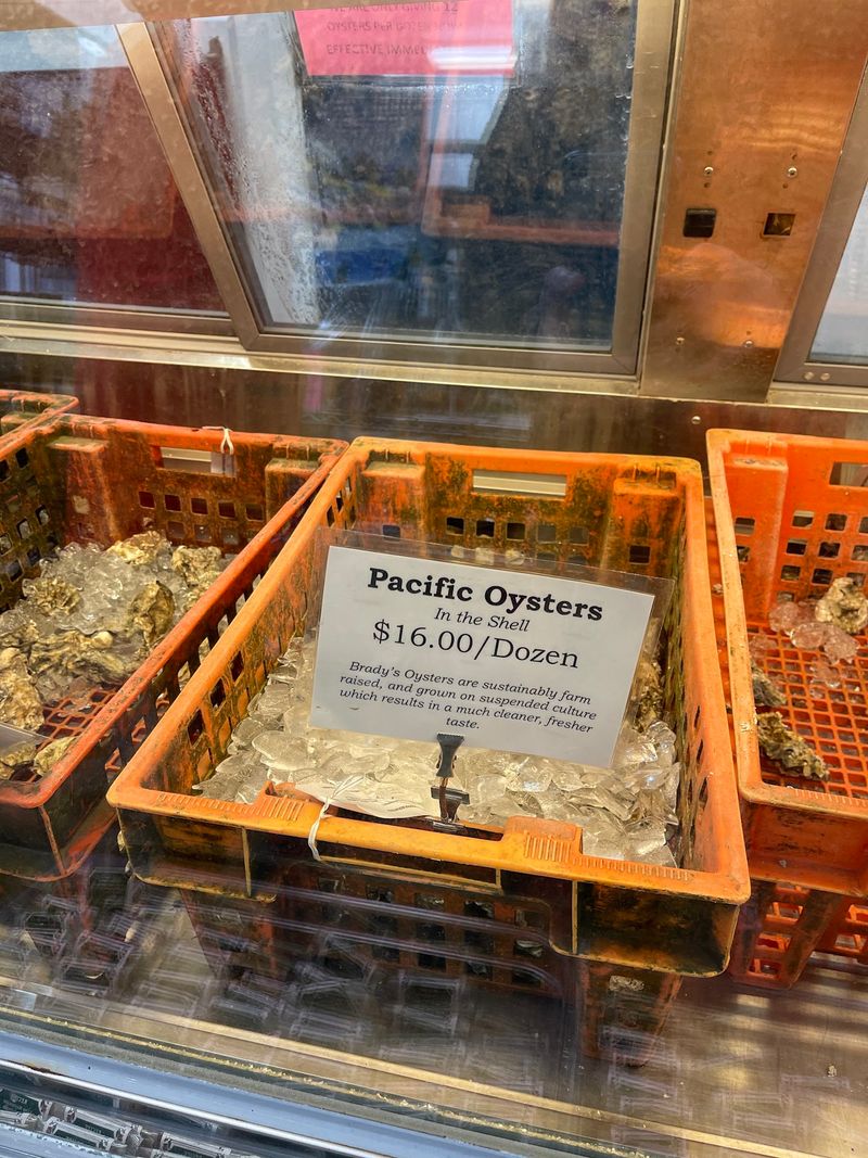 Brady's Oysters, Aberdeen, WA