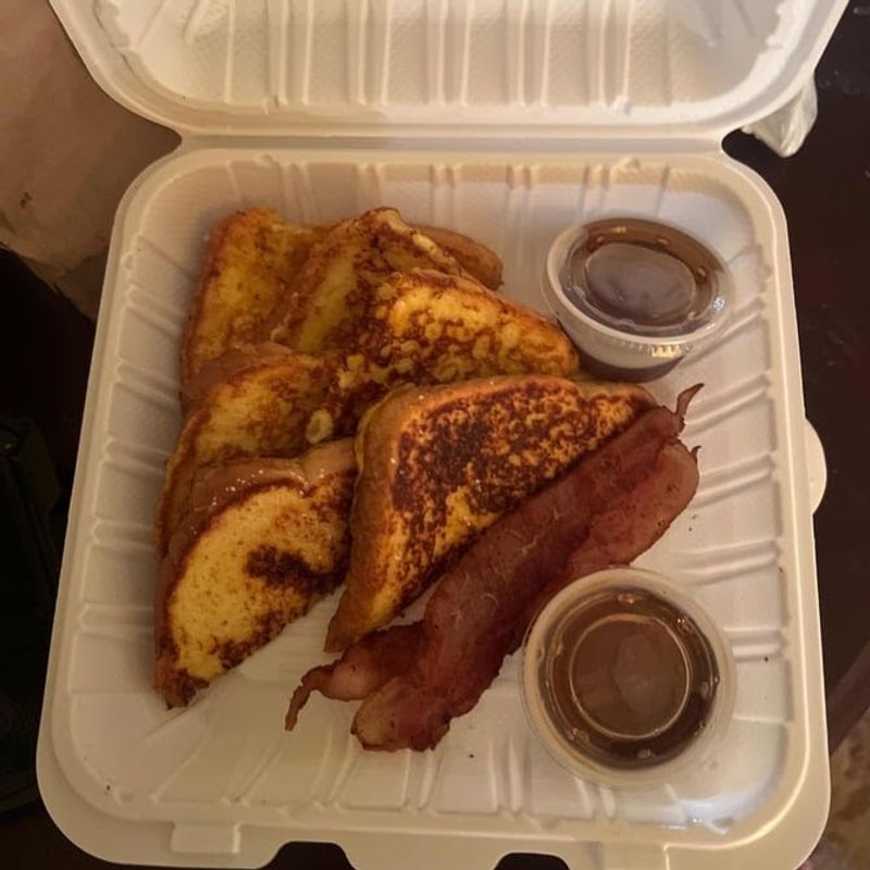 Breakfast, Lunch, and Everyday Dining Breakfast, Lunch, and Everyday Dining