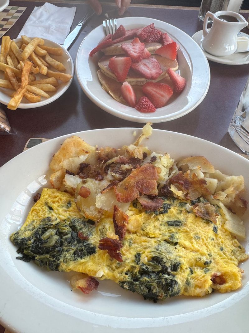 Breakfast That Keeps People Coming Back Breakfast That Keeps People Coming Back