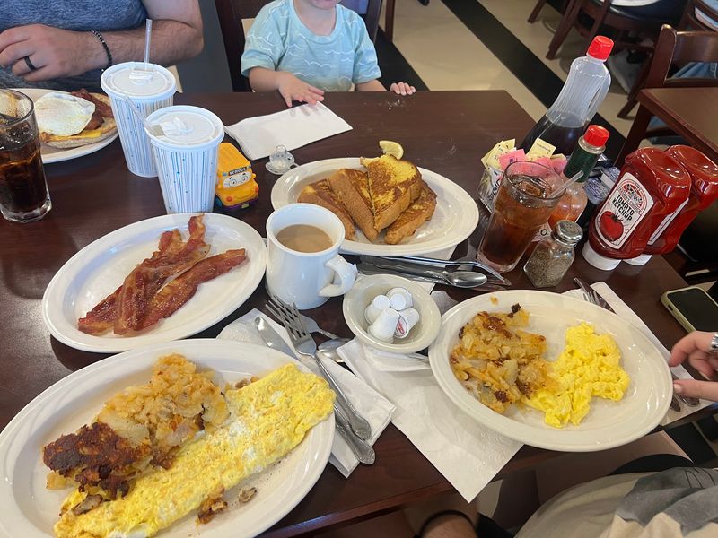 Breakfast That Never Clocks Out